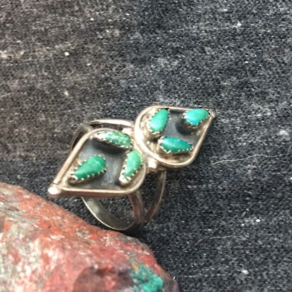 Very rare Zuni Nevada turquoise sterling silver ring. Size 6 - Picture 2 of 4